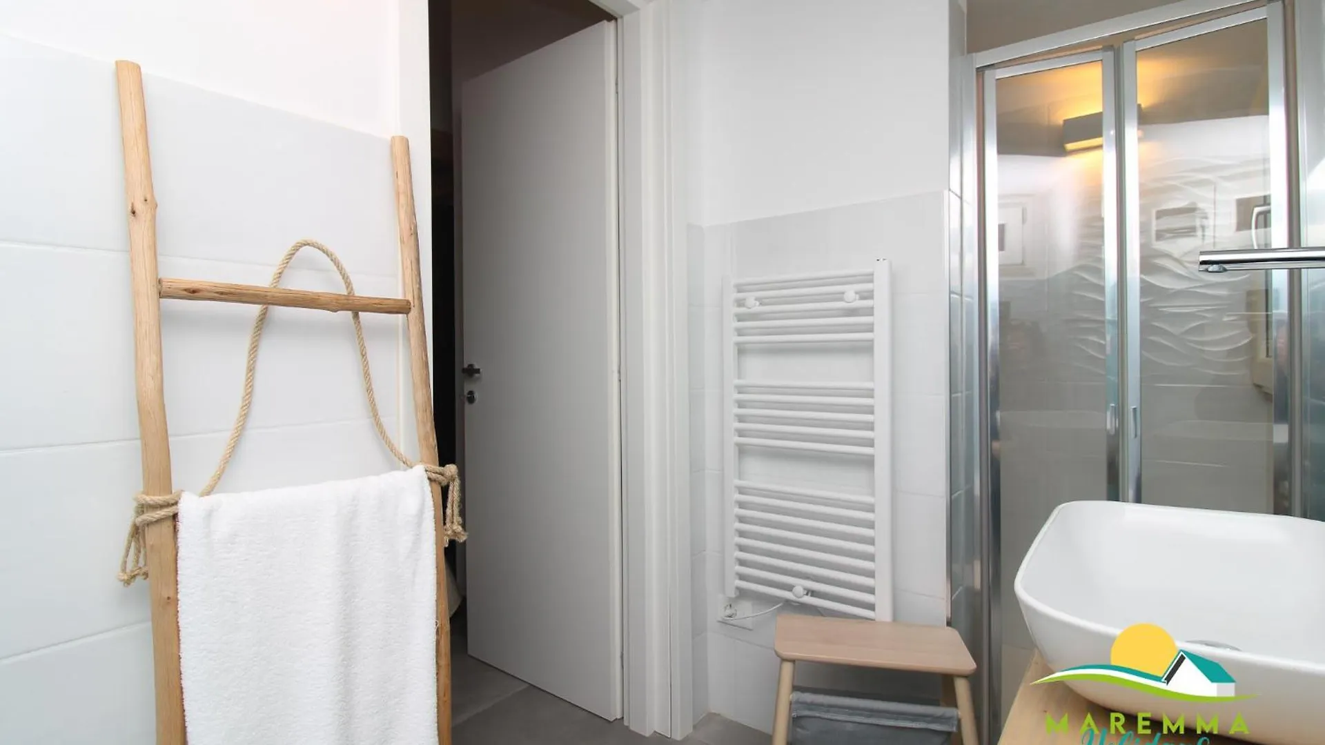 Acquamarina B&Beach 폴로니카